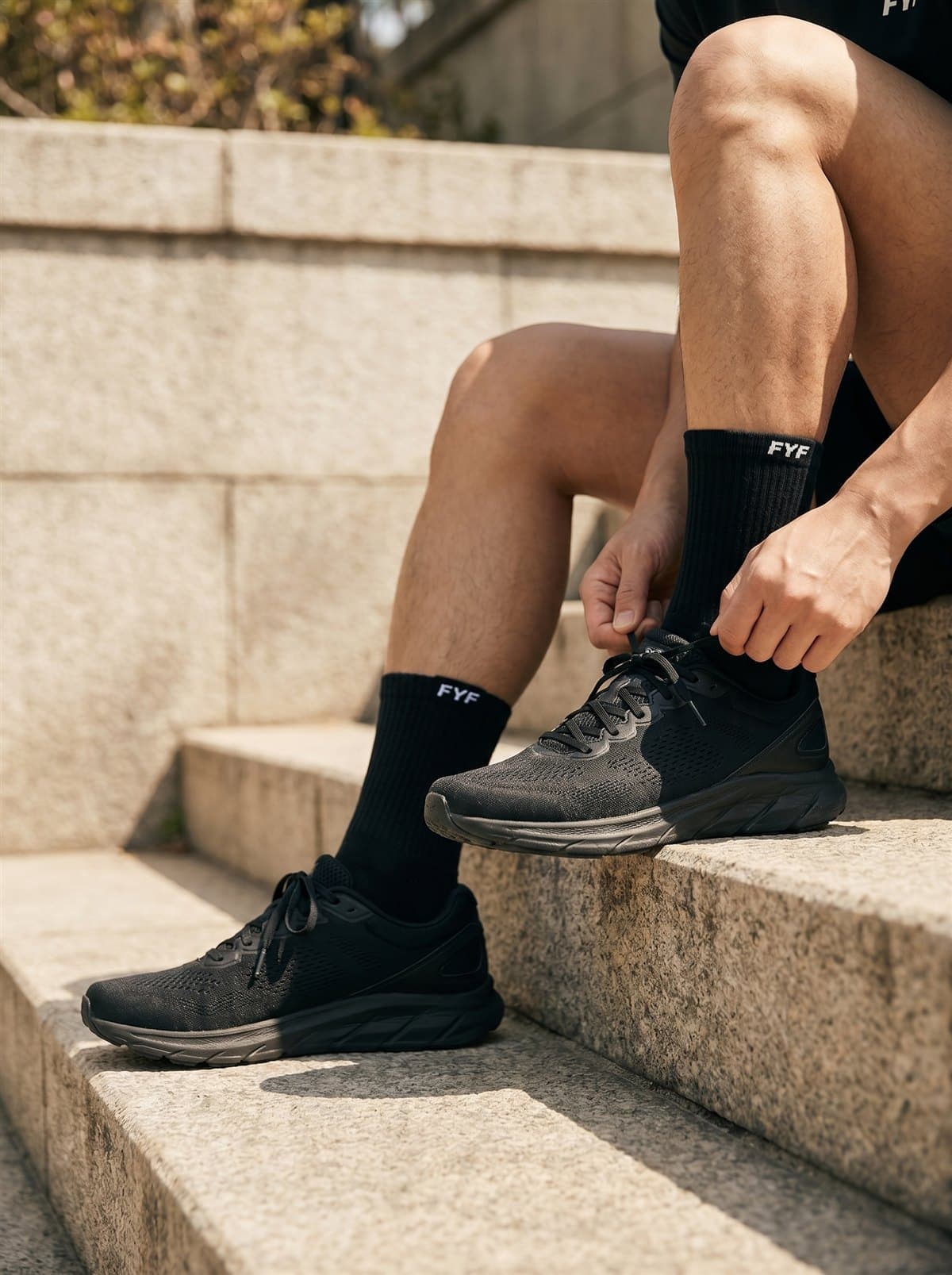 FYF Crew Socks DETAIL front